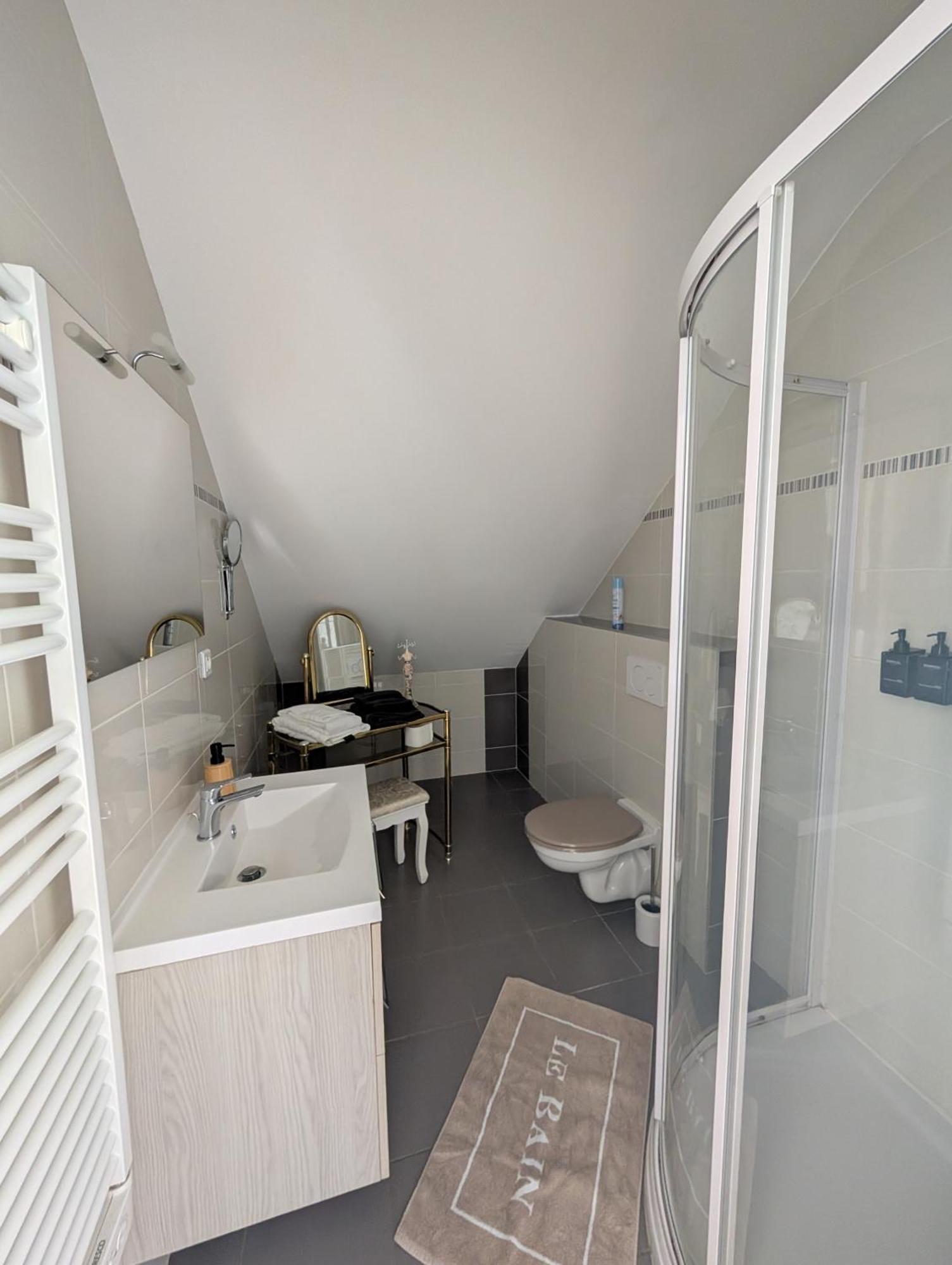 Huisnes-sur-Mer A L Ombre Du Mont Saint Michel B&B 외부 사진